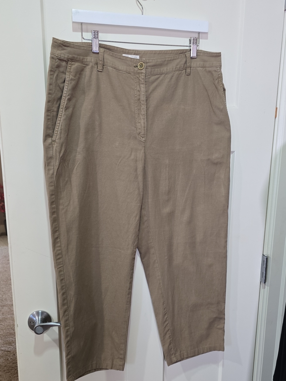 EILEEN FISHER Organic Cotton Hemp -Blend Chinos Cropped